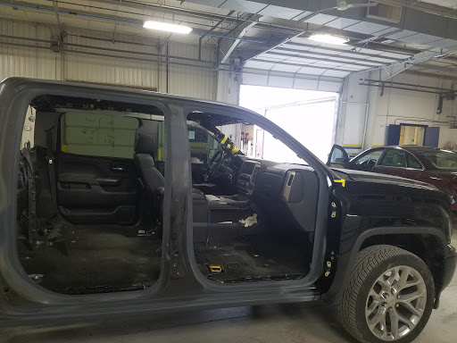 Auto Body Shop «ABRA Auto Body & Glass», reviews and photos, 5161 Wolfpen Pleasant Hill Rd, Milford, OH 45150, USA