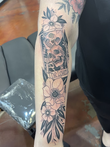 Atomic Tattoos, 459 Brandon Town Center Dr, Brandon, FL 33511, USA, 