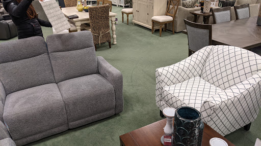 Furniture Store «Raymour & Flanigan Furniture and Mattress Store», reviews and photos, 3367 Brunswick Pike, Lawrenceville, NJ 08648, USA