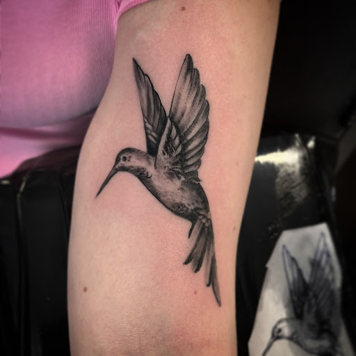 Explore free hand tattoo ideas, creative tattoo ideas in Medina, available at Greasers Ink