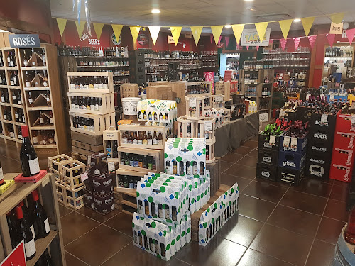 Magasin de vins et spiritueux V and B Perpignan Cabestany