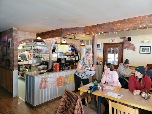 Mountain High Pizza Pie