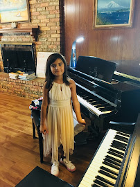 Piano Lessons by Francheska - Photo 5 - Car repair in Arlington, TX, Arlington