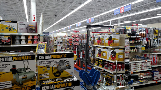 Hardware Store «Harbor Freight Tools», reviews and photos, 1756 North Rd SE, Warren, OH 44484, USA