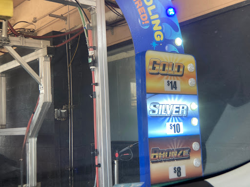 Gas Station «River Road X-press Car Wash», reviews and photos, 199 River Rd, Corona, CA 92880, USA