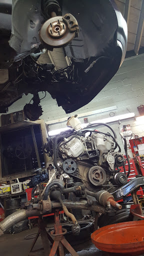 Auto Repair Shop «Plain Brothers Auto Services», reviews and photos, 12144 Triskett Rd, Cleveland, OH 44111, USA