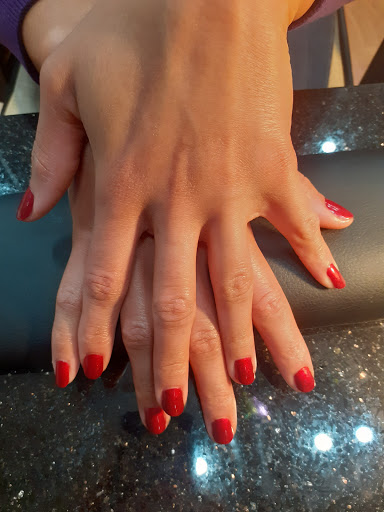 Beauty Salon «Sonia Herbal Beauty Salon», reviews and photos, 5055 N Clark St, Chicago, IL 60640, USA