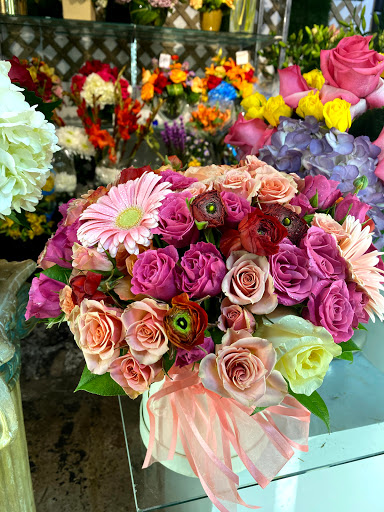 Florist «Tanglewood Flowers & Garden», reviews and photos, 5518 Dolores St, Houston, TX 77056, USA