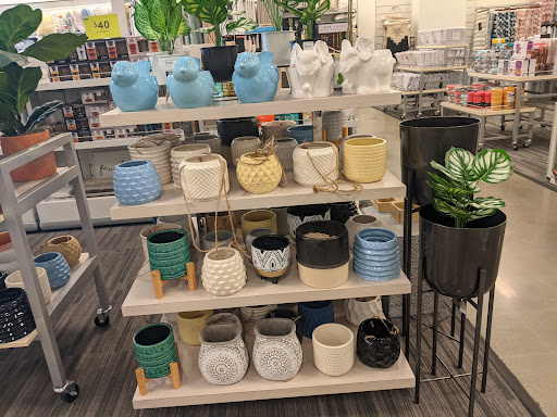 Department Store «Nordstrom Rack Lake Brandon Plaza», reviews and photos, 11201 Causeway Blvd, Brandon, FL 33511, USA