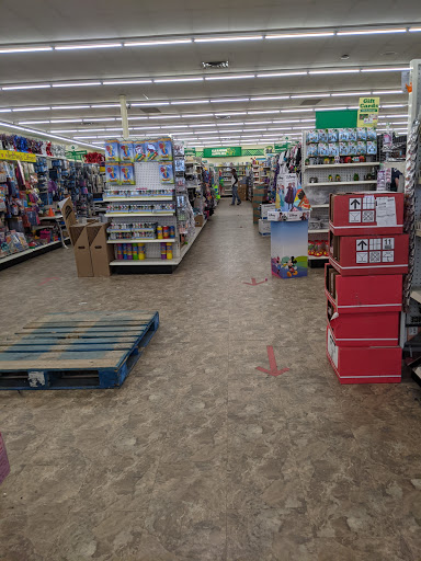 Dollar Store «Dollar Tree», reviews and photos, 301 E Main St, Westfield, MA 01085, USA