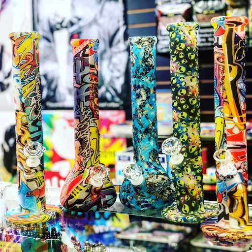 Tobacco Shop «Lava Smoke Shop», reviews and photos, 1019 Main St, Paterson, NJ 07503, USA