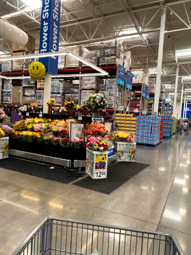 Warehouse club «Sams Club», reviews and photos