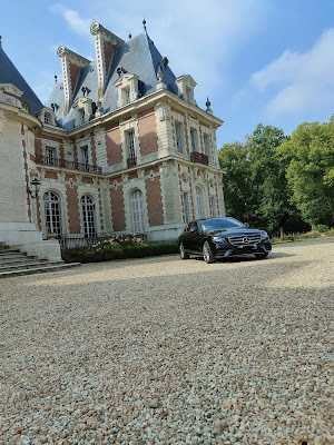 Votre chauffeur privé de luxe à Paris et sa région / First Prestige Paris à Bièvres