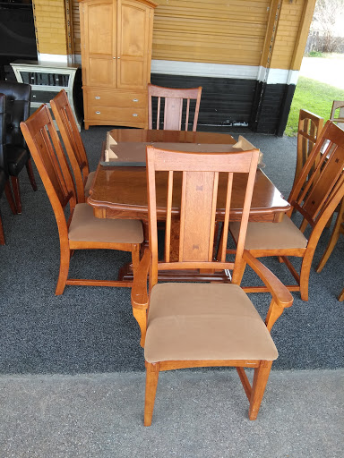 Used Furniture Store «A Better Buy Furniture & Thrift Store», reviews and photos, 5003 S Lancaster Rd, Dallas, TX 75216, USA