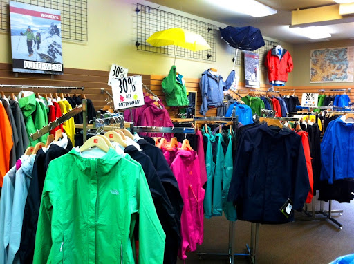 Outdoor Sports Store «Wildernest Outdoor Store», reviews and photos, 310 Winslow Way E, Bainbridge Island, WA 98110, USA