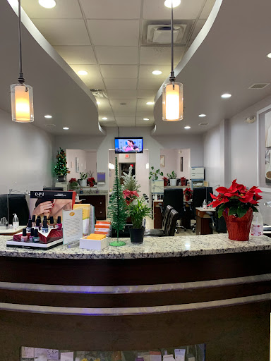 Beauty Salon «Present Nail Spa», reviews and photos, 1112-B W Broad St, Falls Church, VA 22046, USA