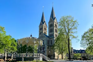 Munsterkerk image