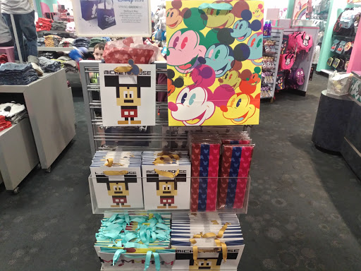 Toy Store «Disney Store», reviews and photos, 4125 S Cleveland Ave, Fort Myers, FL 33901, USA