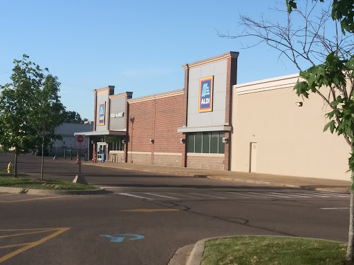 Supermarket «ALDI», reviews and photos, 6291 S Westnedge Ave, Portage, MI 49002, USA