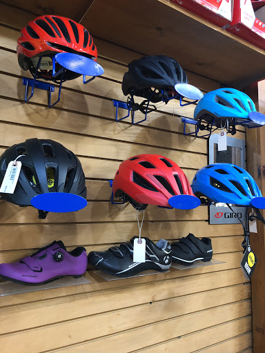 Bicycle Store «Pelham Bicycle Center», reviews and photos, 109 Wolfs Ln, Pelham, NY 10803, USA
