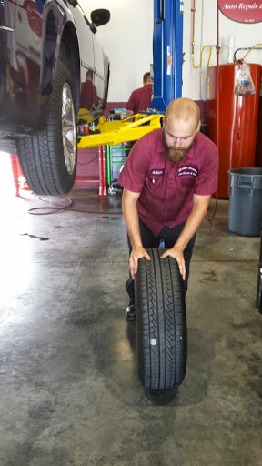 Tire Shop «HomeTowne Auto Repair and Tire of Woodbridge», reviews and photos, 15698 Jefferson Davis Hwy, Woodbridge, VA 22191, USA