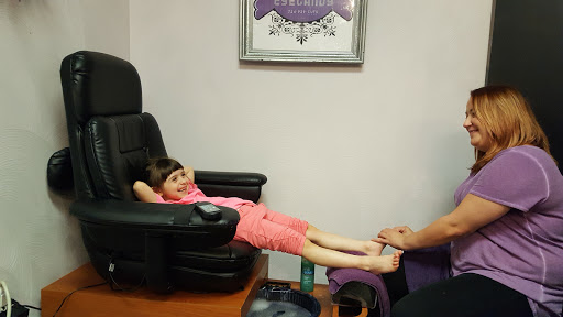 Beauty Salon «Salon Eye Candy», reviews and photos, 535 Broad Ave, North Belle Vernon, PA 15012, USA