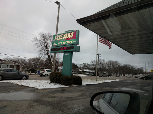 Auto Body Shop «Ream Auto Body, Ltd.», reviews and photos, 801 Blairs Ferry Rd NE, Cedar Rapids, IA 52402, USA