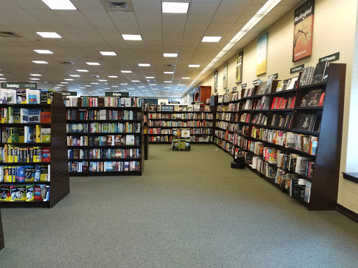 Book Store «Barnes & Noble», reviews and photos, 800 Settlers Ridge Center Dr, Pittsburgh, PA 15205, USA