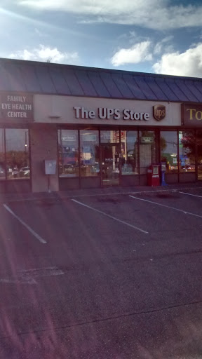 Shipping and Mailing Service «The UPS Store», reviews and photos, 6830 Bothell Way NE c, Kenmore, WA 98028, USA