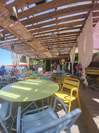 Atmosphère du Restaurant L'Oxxy Beach à La Chataigneraie - n°4