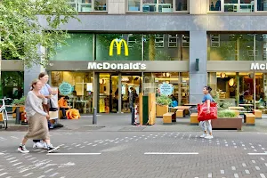 McDonald's Den Haag Turfmarkt image