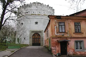 Lutsk Gate Tower image