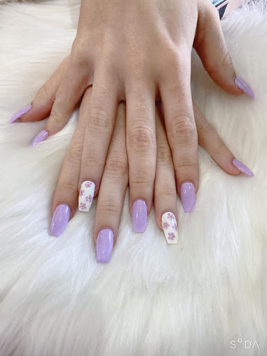 Nail Salon «Ombré Nail Spa», reviews and photos, 3107 S Gilbert Rd #102, Gilbert, AZ 85295, USA