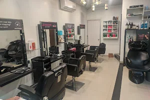 Lakme Salon Chandivali - For Him and Her image