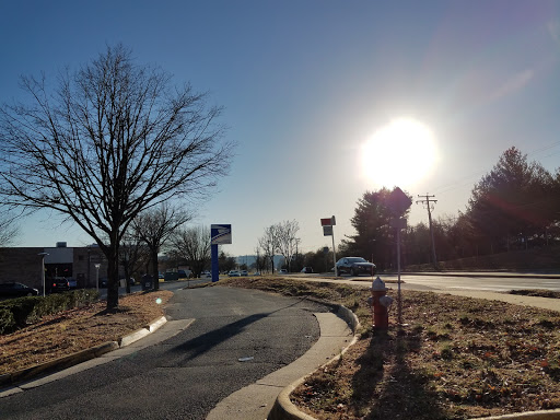 Post Office «United States Postal Service», reviews and photos, 3601 Pickett Road, Fairfax, VA 22031, USA