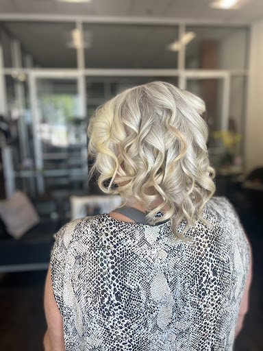 Hair Salon «Daniel James Salon», reviews and photos, 45 W Bay St #201, Jacksonville, FL 32202, USA