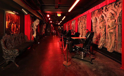 Tattoo Shop «Last Rites Tattoo Theatre», reviews and photos, 325 W 38th St, New York, NY 10018, USA