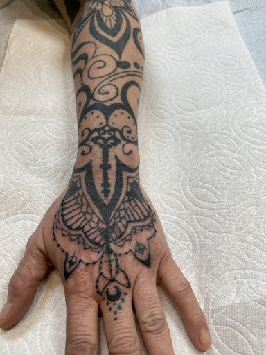 Tattoo Shop «Madame Lazonga Tattoo», reviews and photos, 1529 Western Ave, Seattle, WA 98101, USA