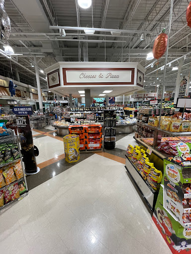 Grocery Store «Harris Teeter», reviews and photos, 975 Emmet St N, Charlottesville, VA 22905, USA