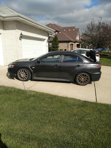 Mitsubishi Dealer «Max Madsen Mitsubishi», reviews and photos, 2424 Ogden Ave, Downers Grove, IL 60515, USA