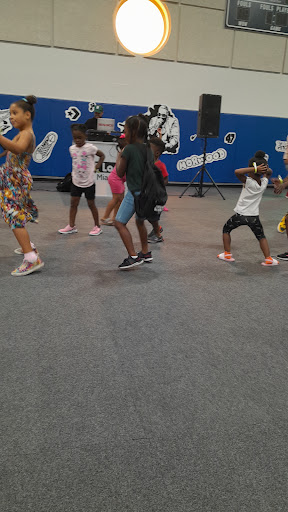 Recreation Center «Betty T. Ferguson Recreational Complex», reviews and photos, 3000 NW 199th St, Miami Gardens, FL 33056, USA