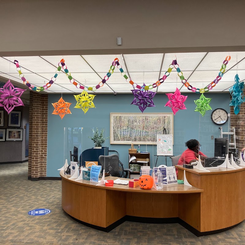 Lakewood Branch Library