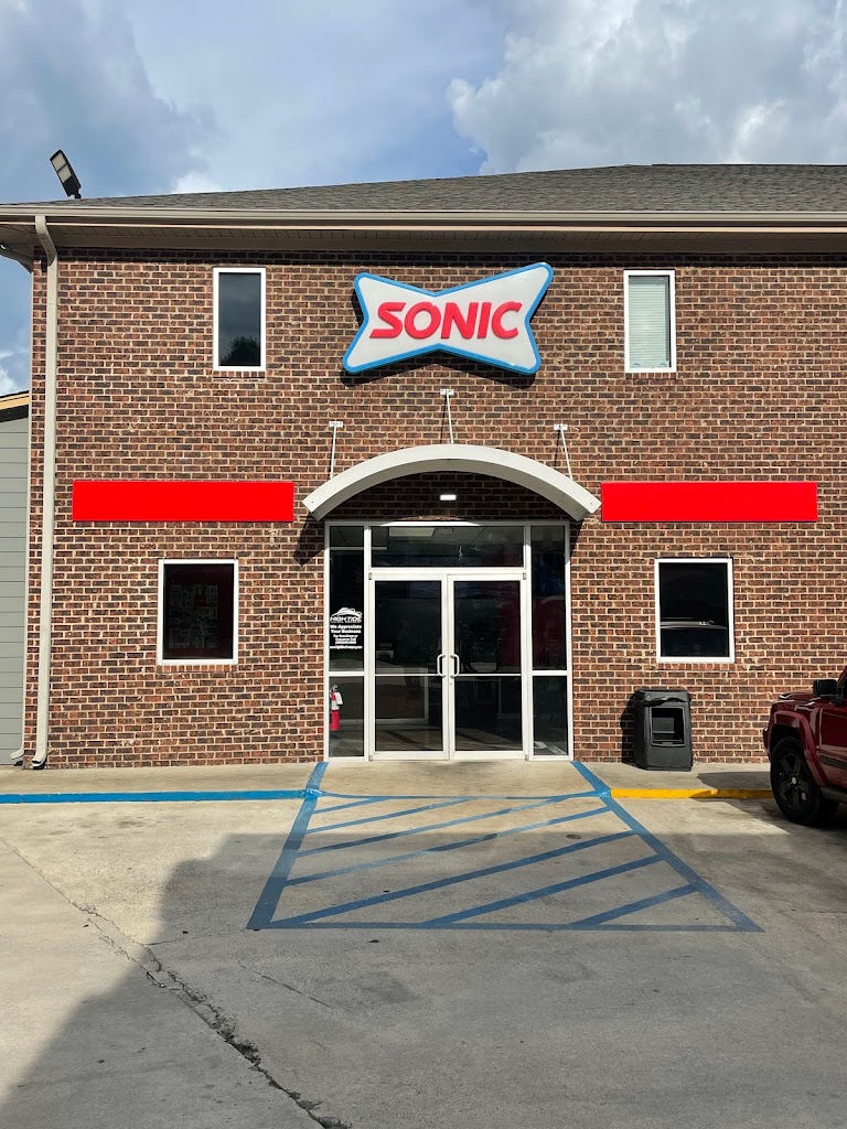 Sonic Drive-In 35004