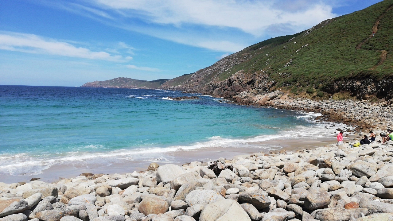 Praia de Moreira的照片 带有岩石覆盖表面