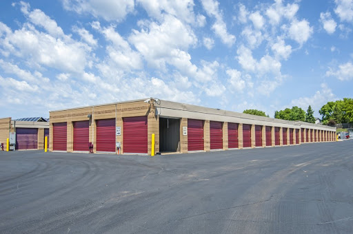Self-Storage Facility «Metro Self Storage», reviews and photos, 6200 W Old Shakopee Rd, Bloomington, MN 55438, USA