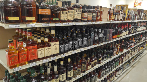 Liquor Store «Long Horn Liquor», reviews and photos, 5945 39th St, Groves, TX 77619, USA