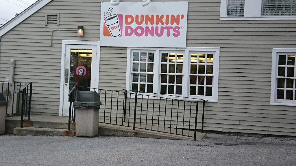 Dunkin' 06903