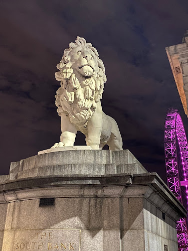 Reviews of South Bank Lion in London - Museum