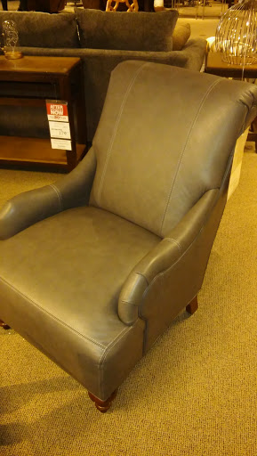 Furniture Store «Art Van Furniture - Livonia», reviews and photos, 29905 W Seven Mile Rd, Livonia, MI 48152, USA