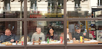 Atmosphère du Restaurant portugais Churrasqueira Galo à Paris - n°2